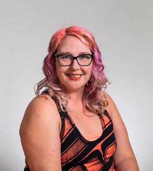 Jackie Oliver cropped